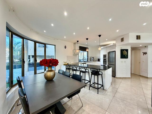 בית פרטי/ קוטג', הידידות 14, נוף הטיילת, נתניה