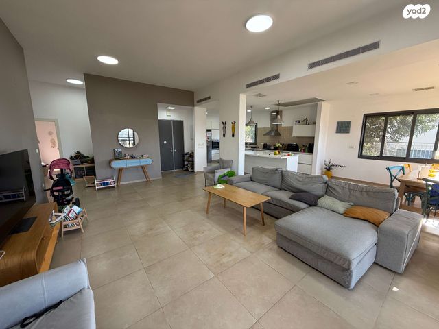 בית פרטי/ קוטג', מכמנים