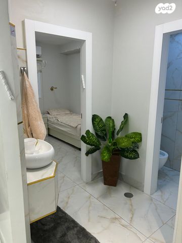 דירה, רבי שמעון בר יוחאי, אחוזת ברכפלד, מודיעין עילית