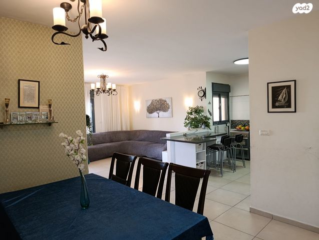 דירת גן, טלמון