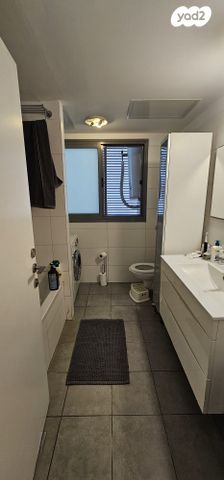 דירה, אסף 22, חרוזים, רמת גן