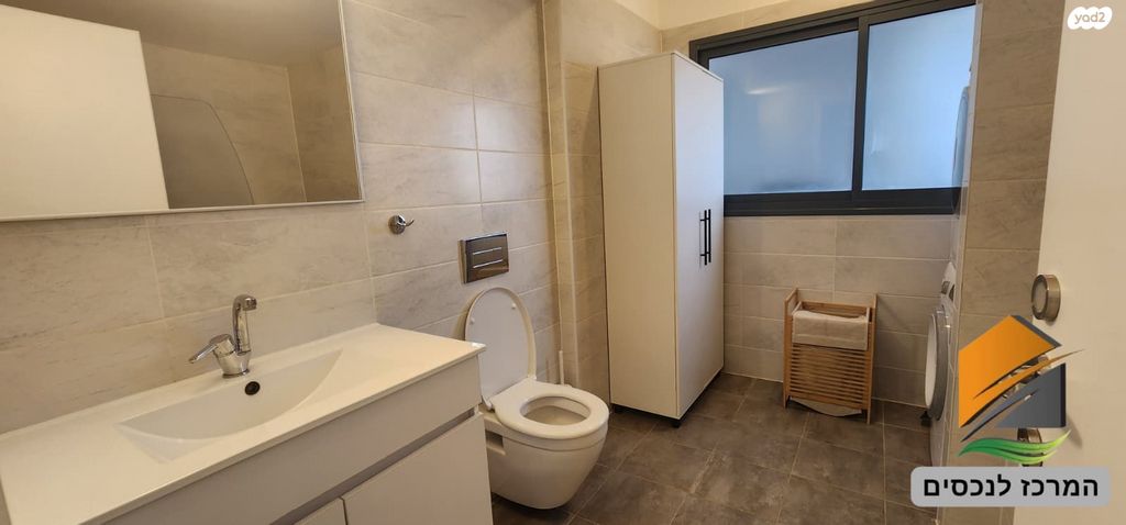 דירה, יעקב תמרי, רחובות