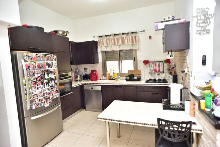 דו משפחתי, גדרה