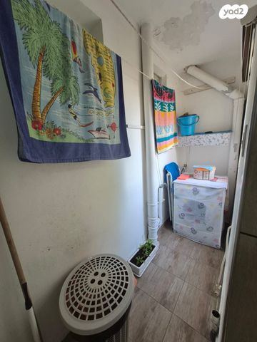 דירה, דוד המלך 303, קרית ארבע