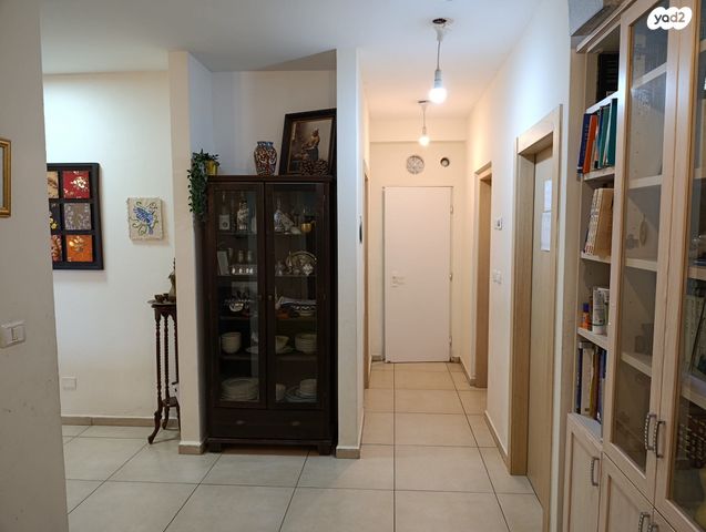 דירת גן, טלמון