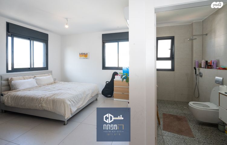 דירה, הנדיב 74, הרצליה