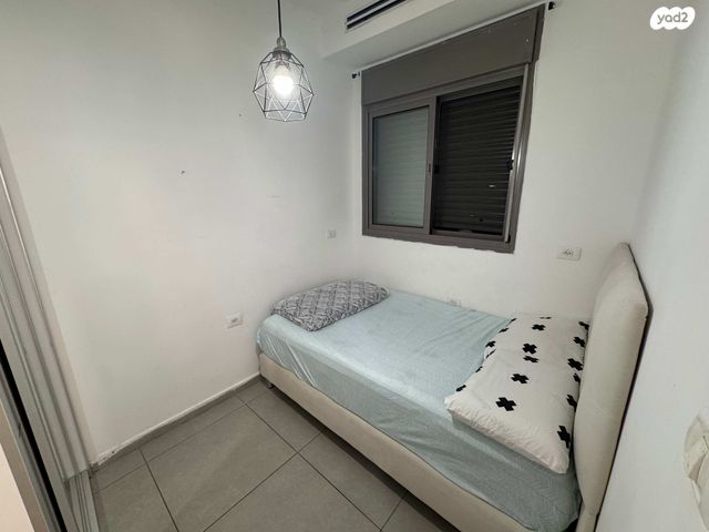 דירה, דוכיפת, הציפורים, מודיעין מכבים רעות