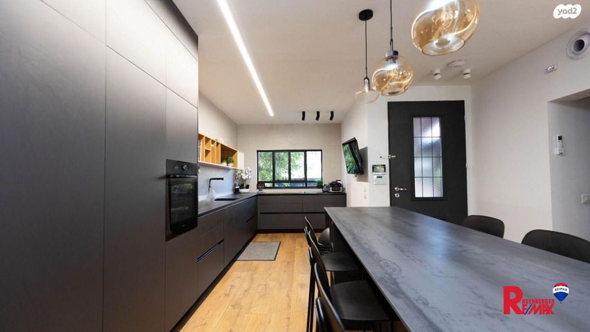 בית פרטי/ קוטג', משעול הנופך 6, בן גוריון, חולון