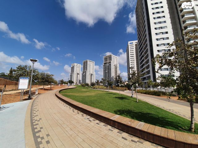 שדרות אהרון קציר 