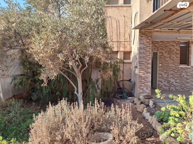 בית פרטי/ קוטג', יפתח