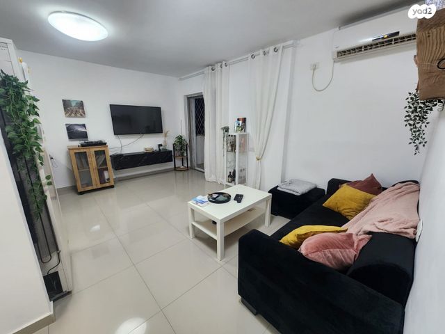 מבצע עובדה 52