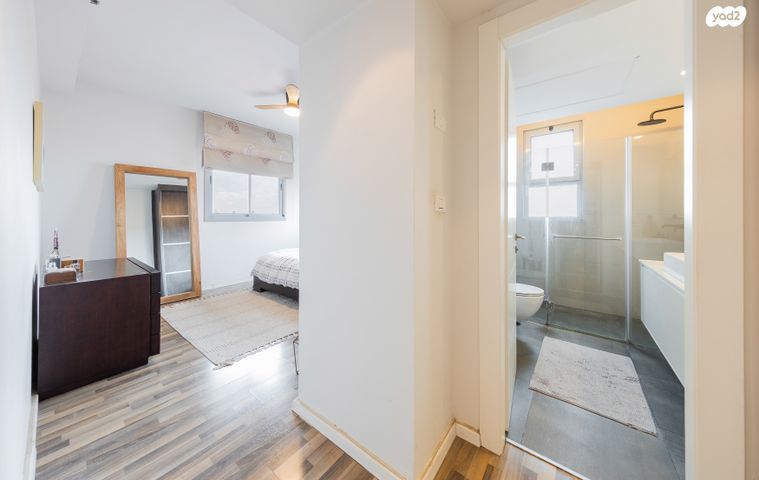 דירה, הוד השרון