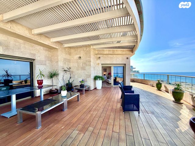 גג/ פנטהאוז, בני בנימין 47, גלי הים, נתניה