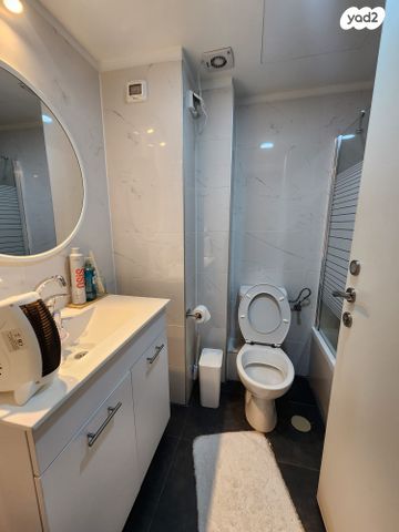 דירה, צומת סביון, קרית אונו