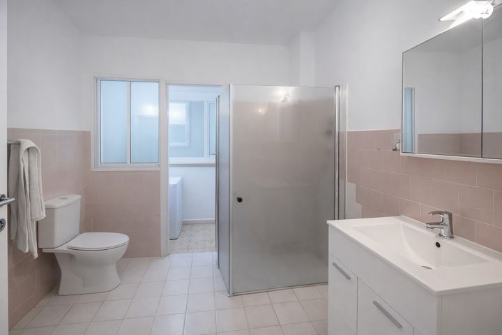 דירה, תרמ"ב 21, אברמוביץ', ראשון לציון