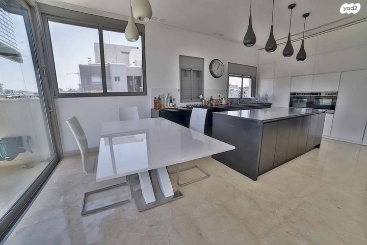 דירה, נווה יהושע, נווה יהושע, ערמונים, רמת גן