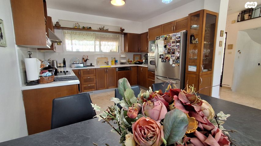 בית פרטי/ קוטג', רפאל דה לה פרגולה, גילה, ירושלים