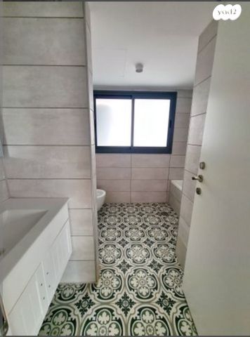 דירה, עלומים, אזור הבילויים, רמת גן