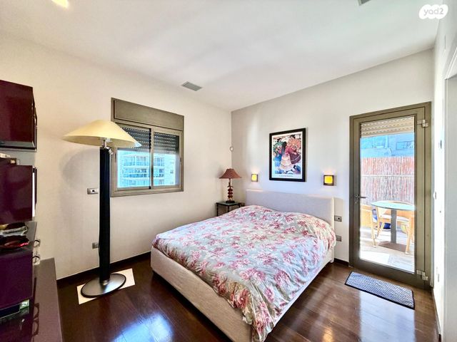 גג/ פנטהאוז, בני בנימין 47, גלי הים, נתניה