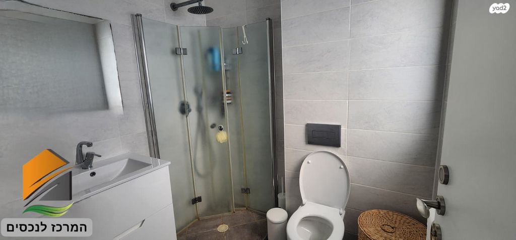 דירה, יעקב תמרי, רחובות