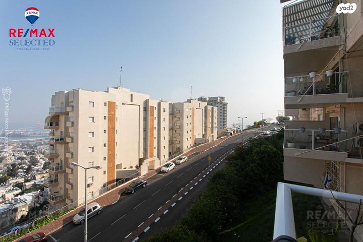 דירה, ליאון בלום, חיפה