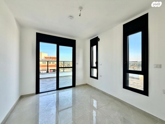 גג/ פנטהאוז, הפורצים 8, רמת אפרים, נתניה