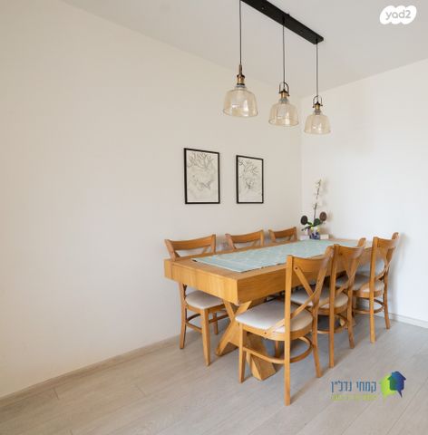 דירה, סמטת היסמין, נווה יהושע, ערמונים, רמת גן