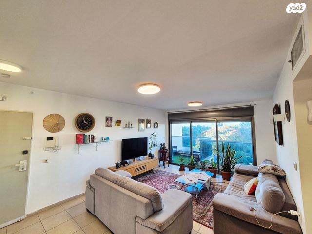 דירה, מעגל השלום, קרית חתני פרס נובל, ראשון לציון