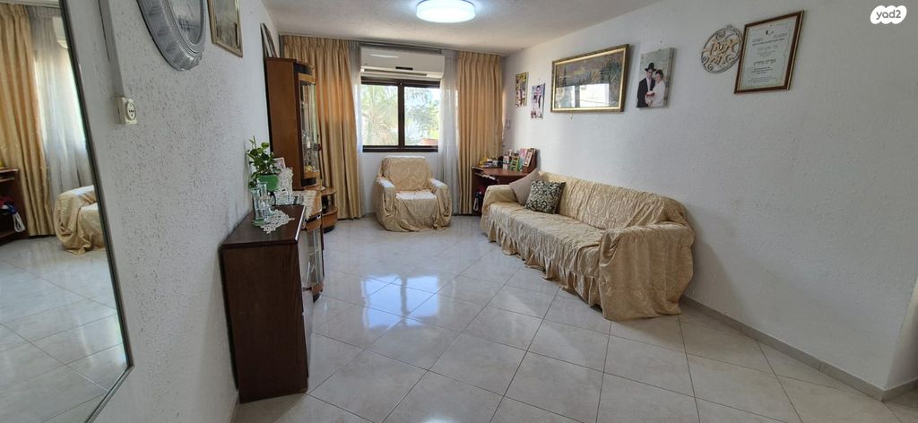 דירה, שדרת הבשן 10, קרית גת