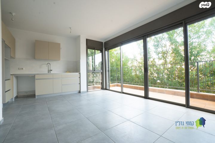 דירה, פנחס רוטנברג, נגבה, רמת גן