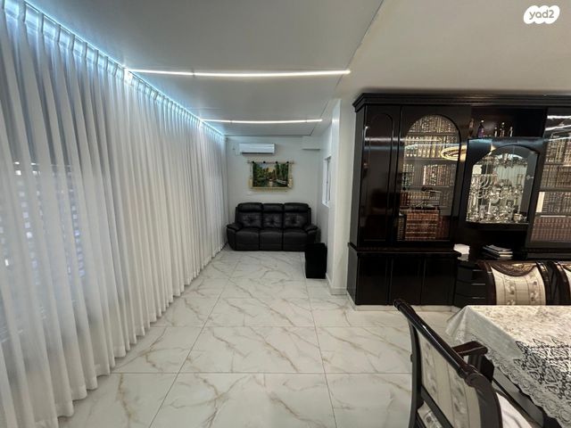 דירה, רבי שמעון בר יוחאי, אחוזת ברכפלד, מודיעין עילית