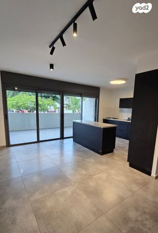 דירה, אבן יהודה