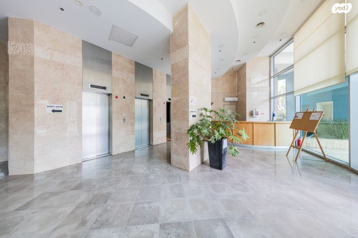 דירה, הוד השרון