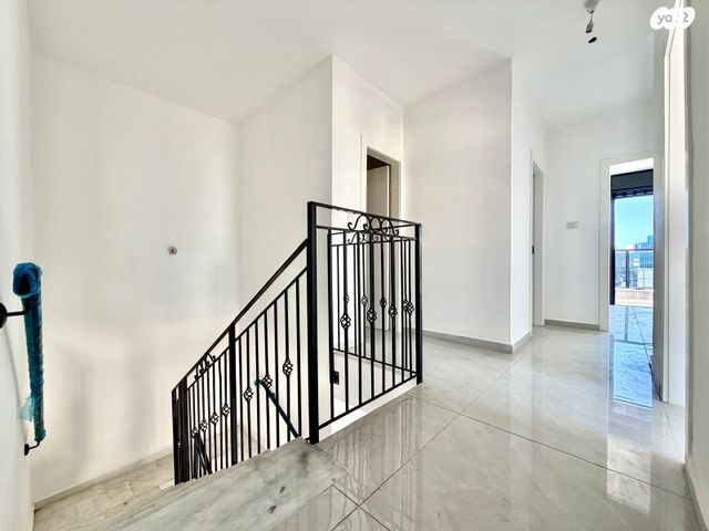 דופלקס, הפורצים 8, רמת אפרים, נתניה