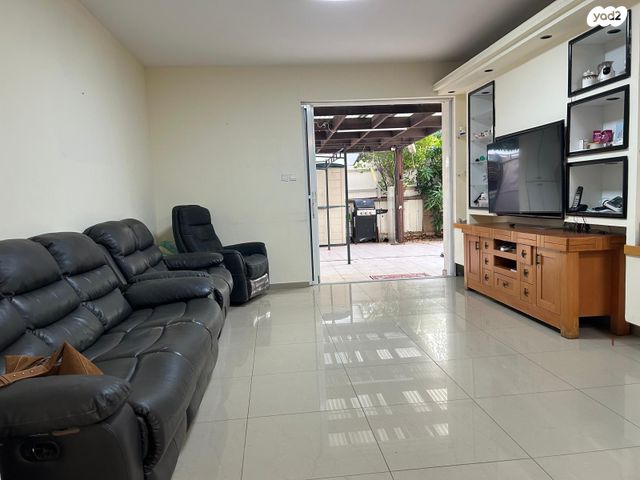 דירת גן, שבט בנימין, אשדוד