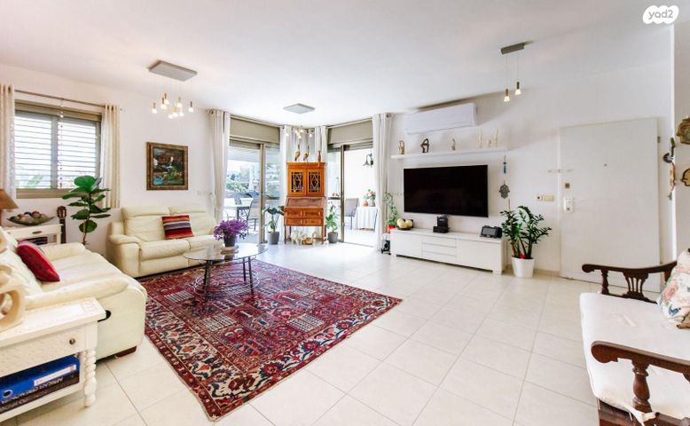 דופלקס, היסמין, הפרחים, כפר סבא