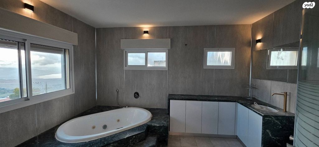 דו משפחתי, נוף הכנרת, צפת