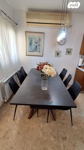 בית פרטי/ קוטג', רפאל דה לה פרגולה, גילה, ירושלים