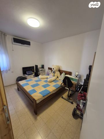 דירה, דוד המלך 303, קרית ארבע