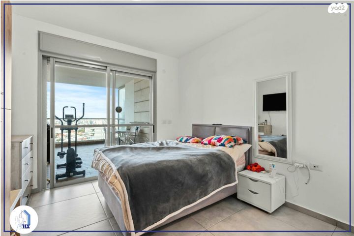 גג/ פנטהאוז, רחובות החדשה, רחובות