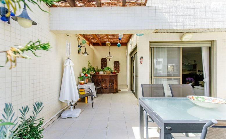 דופלקס, היסמין, הפרחים, כפר סבא