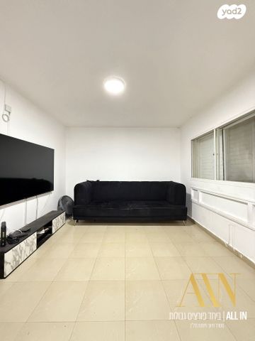 דירה, יהודה הלוי, דימונה