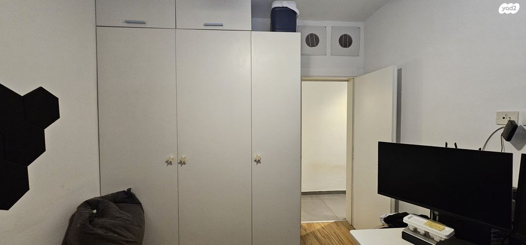 דירה, אסף 22, חרוזים, רמת גן