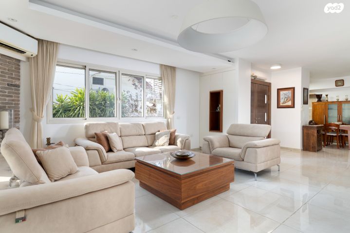 בית פרטי/ קוטג', חיסין, ראשון לציון