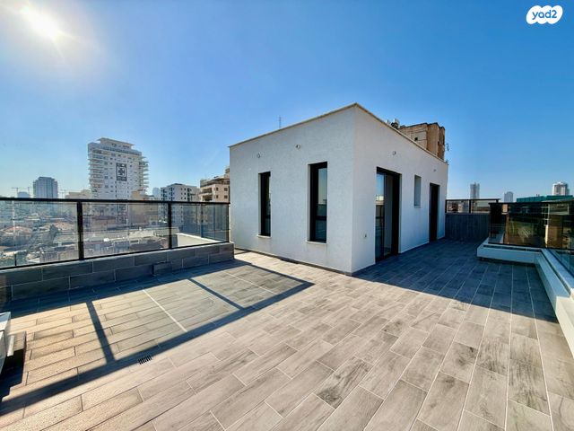 גג/ פנטהאוז, הפורצים 8, רמת אפרים, נתניה