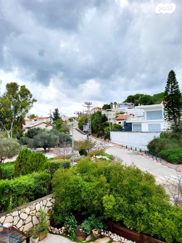 דו משפחתי, מושבה מרכז, זכרון יעקב