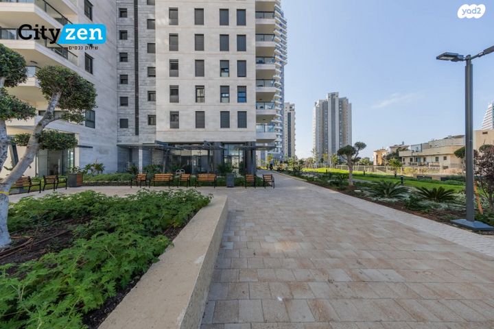 דירה, אמנון ליפקין שחק 3, נוף הטיילת, נתניה