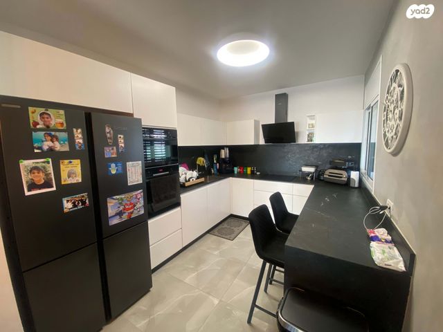 גג/ פנטהאוז, רעננה