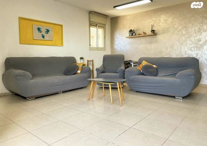 דירה, גליל, גבעת טל, אלפי מנשה