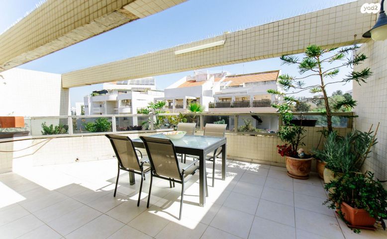 דופלקס, היסמין, הפרחים, כפר סבא